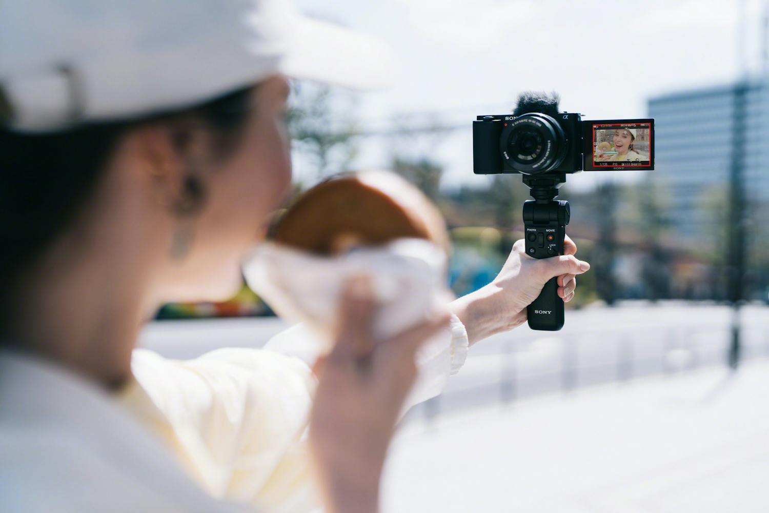 Liten nykommer Sony ZV-E10